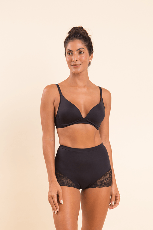 Calcinha Hot Pants Renda Tech Pro Preta