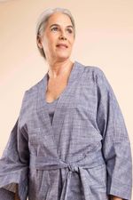 conjunto-kimono-e-camisola-algodao-azul-aproximado