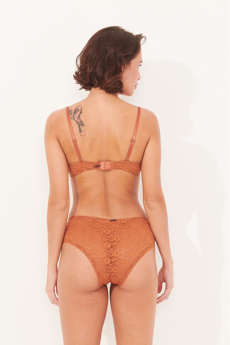 boxer-laise-adobe-costas-min
