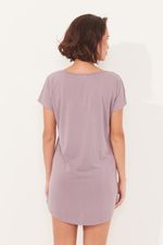camisetao-alfazema-os-dispostos-costas-min