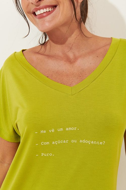 CAMISETÃO ME VÊ UM AMOR VERDE UMBU