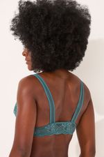 triangulo-renda-com-tule-azul-galaxia-costas.jpg