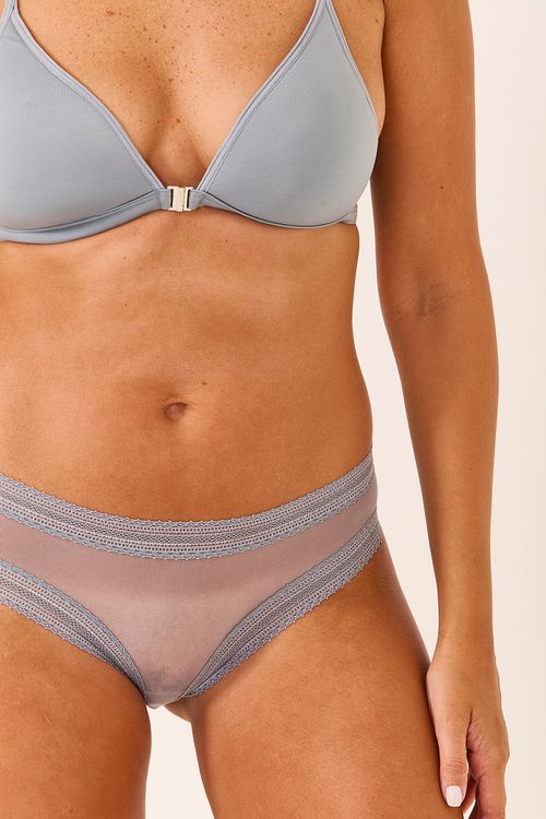 Calcinha Média Cavada Tule/Renda Prata Embaúba